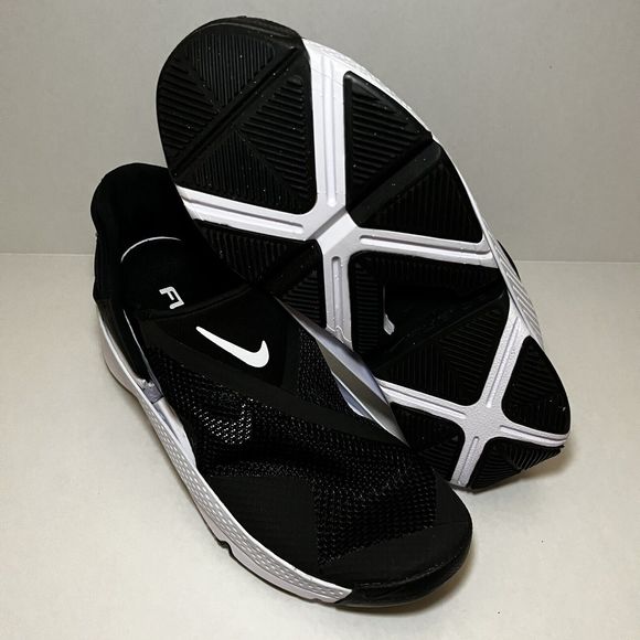 Nike Go Flyease Black White Womens Shoes Sz 8.5 NEW* DR5540-002 - Picture 2 of 10